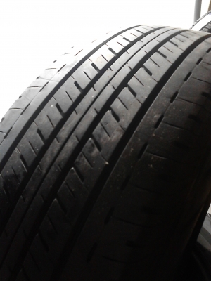 215/70R15 BRIDGESTONE DURAVIS R611 มีชุด 4 เส้น  ปี2012  TEL.081-427-3941