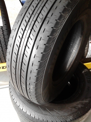 215/70R15 BRIDGESTONE DURAVIS R611 มีชุด 4 เส้น  ปี2012  TEL.081-427-3941