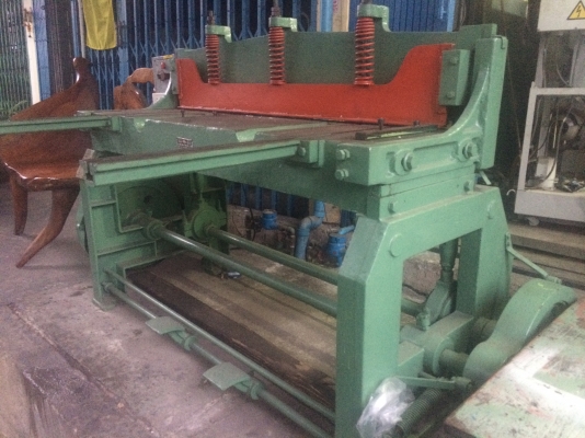 เครื่องตัดเหล็กใต้หวัน5ฟุตตัดได้2มิล