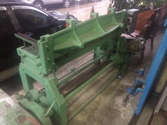 เครื่องตัดเหล็กใต้หวัน5ฟุตตัดได้2มิล