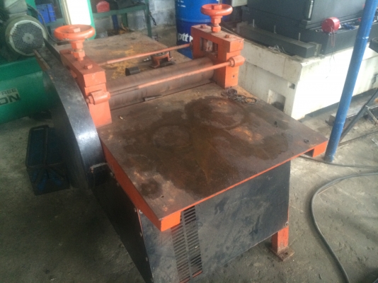 เครื่องรีดยางแผ่นให้เรียบ