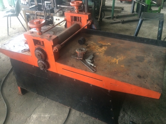 เครื่องรีดยางแผ่นให้เรียบ