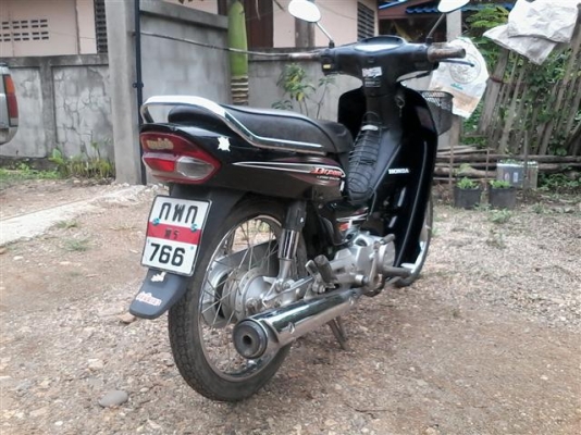 ฝากขายดรีม125 ทะเบียนเต็มพร้อมโอนรถปี47 เครื่องดีระบบไฟออกรถพร้อมใช้ ขาย 18500 บาท