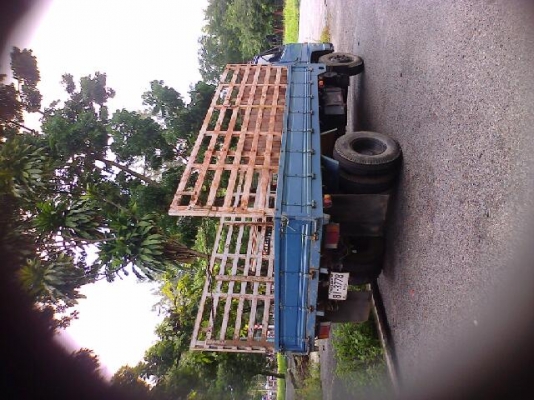 ขายรถ 6 ล้ออีซูซุ 115 มีเกียร์กลางลดแล้วครับเหลือ 425000