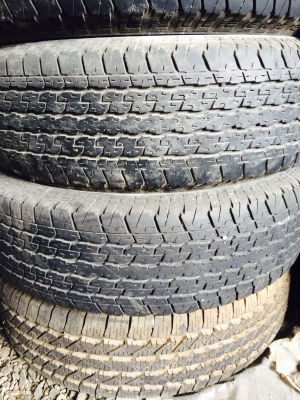 ขายยาง บริดจสโตน 245/70/16. มี5เส้น ขายรวม1000 บาท