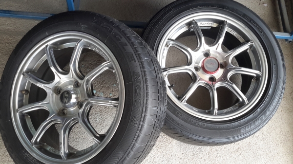 ขายแม็กมือสองพร้อมยาง สถาพดีไม่แตกไม่คดไม่ดุ้ง 4 วง ถูกๆ