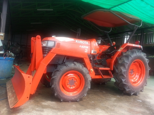 คูโบต้า L4508 4 WD ใบมีดดันหน้า  เล่มพร้อมถูกๆใช้งานได้เลย