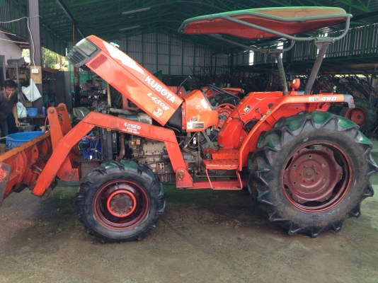 คูโบต้า L4508 4 WD ใบมีดดันหน้า  เล่มพร้อมถูกๆใช้งานได้เลย