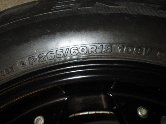 ขายแม็ก ขอบ 18 สภาพมือหนึ่งราคากันเองติดต่อเราได้ค่ะ