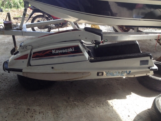 Jetski seadoo bomberdier&amp;kawasaki550 60000bath