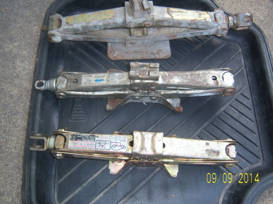 แม่แรงยกรถ 3อัน