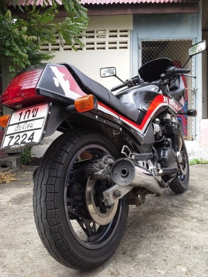 Re: ขาย CBX750F รถ 6 เกียร์ โซ่ เดิมทะเบียนแท้