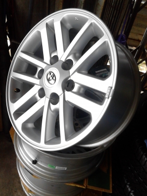 แม๊กขอบ 17 ขนาด 6 รู 17X71/2 สภาพสวย งามหยด ชุด 4 ใบ  TEL.081-427-3941