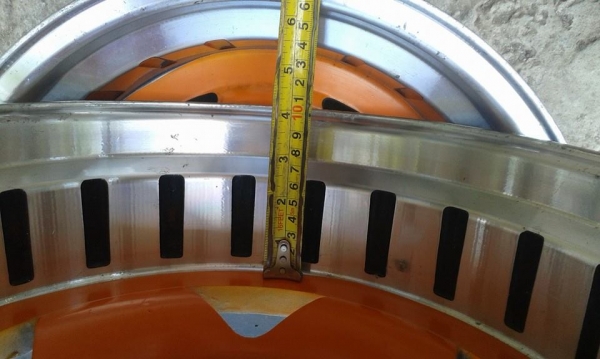 ขายล้อแม็ก ขอบ 15หน้ากว้าง8.5 มีแค่สองวง ขายล้อแม็ก ขอบ 15หน้ากว้าง8.5 มีแค่สองวง