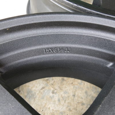 แม็ก 5 ก้านขอบ 15 แม็ก 5 ก้านขอบ 15