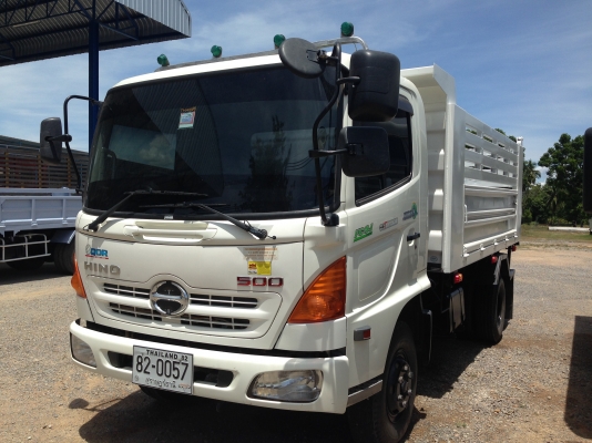 HINO MEGA ปี 2554  เครื่อง 175 แรง กะบะดั๊มสามมิตร วิ่ง 86,600 กม. สภาพสวย