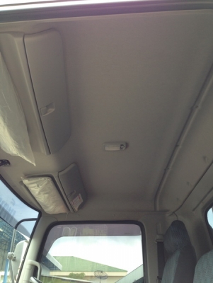 HINO MEGA ปี 2554  เครื่อง 175 แรง กะบะดั๊มสามมิตร วิ่ง 86,600 กม. สภาพสวย