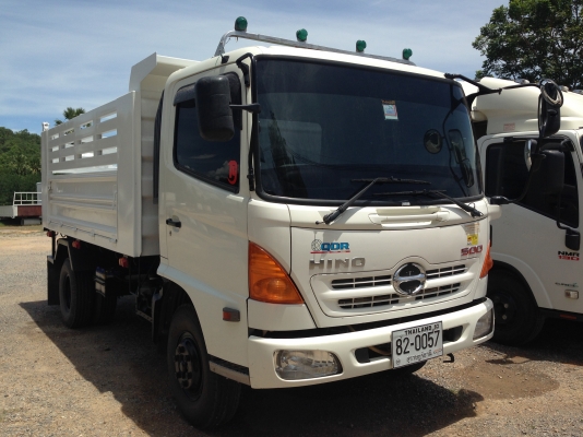 HINO MEGA ปี 2554  เครื่อง 175 แรง กะบะดั๊มสามมิตร วิ่ง 86,600 กม. สภาพสวย