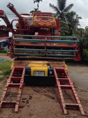 ขายรถเกี่ยวข้าว