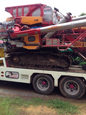 ขายรถเกี่ยวข้าว