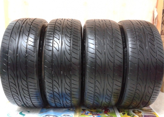 ยาง,225-40-18 DUNLOP LM703 ปลายปี12หนึ่งชุด