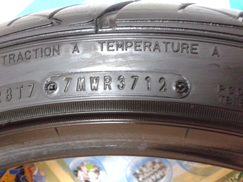 ยาง,225-40-18 DUNLOP LM703 ปลายปี12หนึ่งชุด ยาง,225-40-18 DUNLOP LM703 ปลายปี12หนึ่งชุด