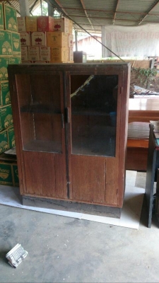 ตู้ไม้สัก