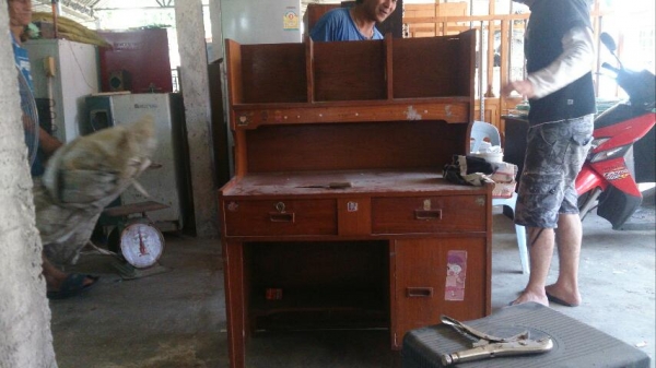 โต๊ะหนังสือโต๊ะทำง่านไม้สัก