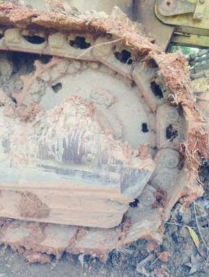 ขายรถแทรกเตอร์ KOMATSU D85-12 สภาพดี เล่มทะเบียน สนใจโทร 081-9701072