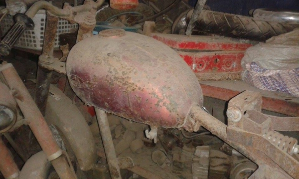 ขายซาก จาวา ยืนคันไม่มีเครื่องสำหรับนักปั้นครับ ขายซาก จาวา ยืนคันไม่มีเครื่องสำหรับนักปั้นครับ