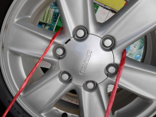 แม๊ก ISUZU ขอบ 16  ขนาด 6 รู พร้อมยาง  255/70R16  DUNLOP AT20 GRANDTREK  TEL.081-427-3941