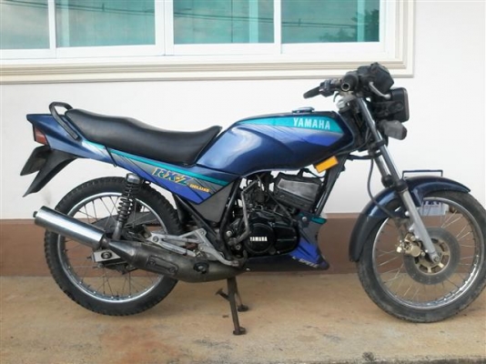 ขาย Yamaha RXZ มีเล่มชุดโอนหมดอายุต้องตามเองภาษีขาดปี 52 เครื่องต้องเช็คทรงสวยขาย 5900 บาท