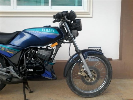ขาย Yamaha RXZ มีเล่มชุดโอนหมดอายุต้องตามเองภาษีขาดปี 52 เครื่องต้องเช็คทรงสวยขาย 5900 บาท
