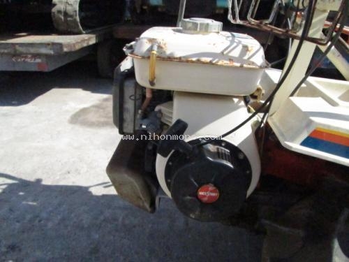 รถเกี่ยวข้าวเดินตาม !!!   YANMAR    YB500  รหัสสินค้า : 14001879     หรือเพิ่มเติมไดที่ www.nihonmono.com