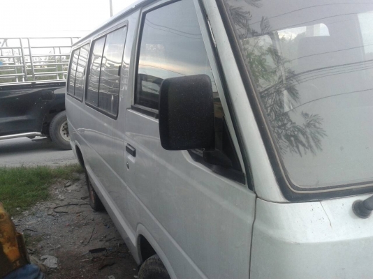 ขายด่วนรถตู้ ใช้งานได้เลย สภาพสวย ขายด่วนรถตู้ ใช้งานได้เลย สภาพสวย