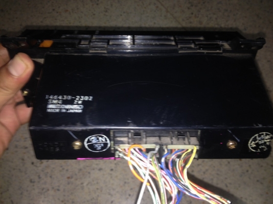 คลอนโทลแอร์ AC 93 ตาเพชร ตัวนอกเก่าญี่ปุ่นสภาพดี