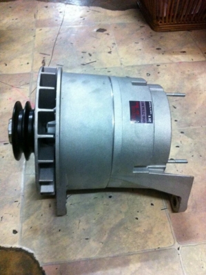 ขายไดชาร์จBosch  TAiwan  24V. 140 แอมป์