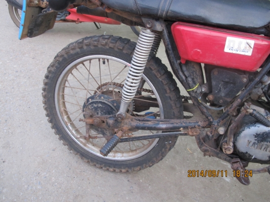 ขายรถวิบาก DT100 มีเล่มทะเบียน ภาษีขาดปี 56 คับ ขายรถวิบาก DT100 มีเล่มทะเบียน ภาษีขาดปี 56 คับ