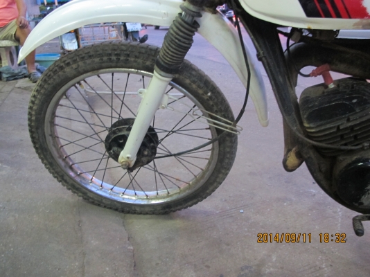 ขายรถวิบาก DT100 มีเล่มทะเบียน ภาษีขาดปี 57 คับ ขายรถวิบาก DT100 มีเล่มทะเบียน ภาษีขาดปี 57 คับ