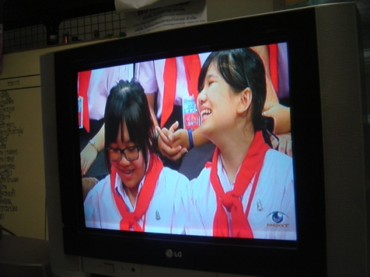 ขายทีวีสี 21 นิ้ว 3 เครื่อง 4000 บาท(เหลือ2แล้วครับ2300 บ.)