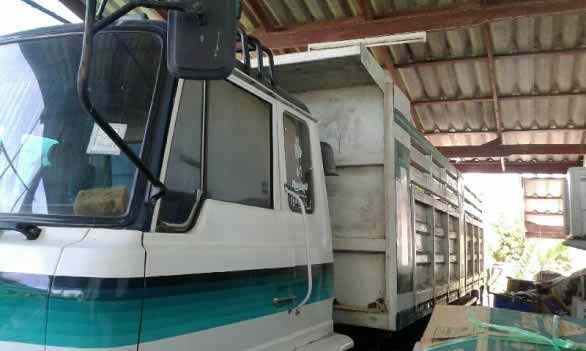 HINO 227 220 แรงม้า 2 เพลาดัมพ์