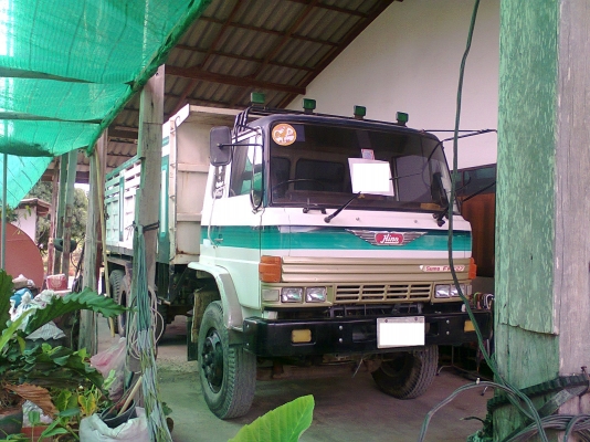 HINO 227 220 แรงม้า 2 เพลาดัมพ์