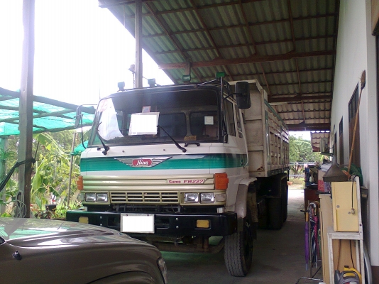 HINO 227 220 แรงม้า 2 เพลาดัมพ์