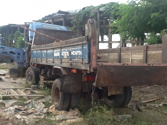 ขายหกล้อNPR110