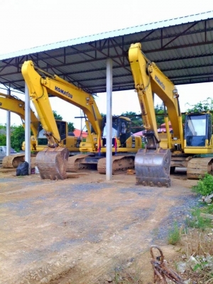 ขายโคมัสสุ 200-8 หมื่นกว่าชั่วโมงต้นๆ เช็คศูนย์ตลอด เอกสารทุกครบถูกต้องตามกฏหมาย ทุกอย่างสวย ขายโคมัสสุ 200-8 หมื่นกว่าชั่วโมงต้นๆ เช็คศูนย์ตลอด เอกสารทุกครบถูกต้องตามกฏหมาย ทุกอย่างสวย