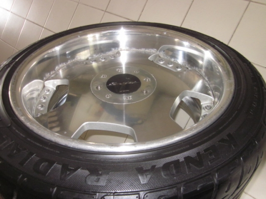 อะไหล่แต่งรถตู้