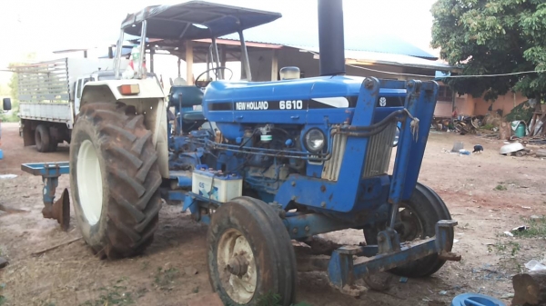 ***ขายแล้วครับขอบคุณ Truck2hand ขายรถไถเพลาเดียว FORD 6610 เสื้อลาย ปั้มกลม เครื่องเดิมเกียร์เดิม แห้งดี แรงดี เกียร์ไม่หลุดไม่หอน ปั้มดีไม่เยิ้มแรง ช่วงล่างแน่น ไม่มีส่าย คานดีไม่มีปะ ท้ายสวย ระบบไฮฯใช้งานปกติ ไม่แตกไม่ร้าว ยกหางดีไม่ตก หลังคาไม่ขาด ยางด ***ขายแล้วครับขอบคุณ Truck2hand ขายรถไถเพลาเดียว FORD 6610 เสื้อลาย ปั้มกลม เครื่องเดิมเกียร์เดิม แห้งดี แรงดี เกียร์ไม่หลุดไม่หอน ปั้มดีไม่เยิ้มแรง ช่วงล่างแน่น ไม่มีส่าย คานดีไม่มีปะ ท้ายสวย ระบบไฮฯใช้งานปกติ ไม่แตกไม่ร้าว ยกหางดีไม่ตก หลังคาไม่ขาด ยางด