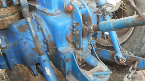 ***ขายแล้วครับขอบคุณ Truck2hand ขายรถไถเพลาเดียว FORD 6610 เสื้อลาย ปั้มกลม เครื่องเดิมเกียร์เดิม แห้งดี แรงดี เกียร์ไม่หลุดไม่หอน ปั้มดีไม่เยิ้มแรง ช่วงล่างแน่น ไม่มีส่าย คานดีไม่มีปะ ท้ายสวย ระบบไฮฯใช้งานปกติ ไม่แตกไม่ร้าว ยกหางดีไม่ตก หลังคาไม่ขาด ยางด ***ขายแล้วครับขอบคุณ Truck2hand ขายรถไถเพลาเดียว FORD 6610 เสื้อลาย ปั้มกลม เครื่องเดิมเกียร์เดิม แห้งดี แรงดี เกียร์ไม่หลุดไม่หอน ปั้มดีไม่เยิ้มแรง ช่วงล่างแน่น ไม่มีส่าย คานดีไม่มีปะ ท้ายสวย ระบบไฮฯใช้งานปกติ ไม่แตกไม่ร้าว ยกหางดีไม่ตก หลังคาไม่ขาด ยางด