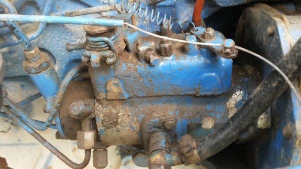 ***ขายแล้วครับขอบคุณ Truck2hand ขายรถไถเพลาเดียว FORD 6610 เสื้อลาย ปั้มกลม เครื่องเดิมเกียร์เดิม แห้งดี แรงดี เกียร์ไม่หลุดไม่หอน ปั้มดีไม่เยิ้มแรง ช่วงล่างแน่น ไม่มีส่าย คานดีไม่มีปะ ท้ายสวย ระบบไฮฯใช้งานปกติ ไม่แตกไม่ร้าว ยกหางดีไม่ตก หลังคาไม่ขาด ยางด ***ขายแล้วครับขอบคุณ Truck2hand ขายรถไถเพลาเดียว FORD 6610 เสื้อลาย ปั้มกลม เครื่องเดิมเกียร์เดิม แห้งดี แรงดี เกียร์ไม่หลุดไม่หอน ปั้มดีไม่เยิ้มแรง ช่วงล่างแน่น ไม่มีส่าย คานดีไม่มีปะ ท้ายสวย ระบบไฮฯใช้งานปกติ ไม่แตกไม่ร้าว ยกหางดีไม่ตก หลังคาไม่ขาด ยางด