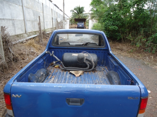 ขาย NISSAN NV 1.6LX ปี 95 M/T เครื่องดีพึ่งทำ คานเดิมๆ รอนกะบะสวย ติดแก๊ส LPG ลงเล่มเรียบร้อย สีดี ไม่ผุ ช่วงล่างพอใช้ได้ ล้อแม็กซ์